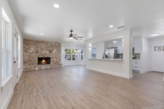 2311 Trails End, Kerrville, TX 78028