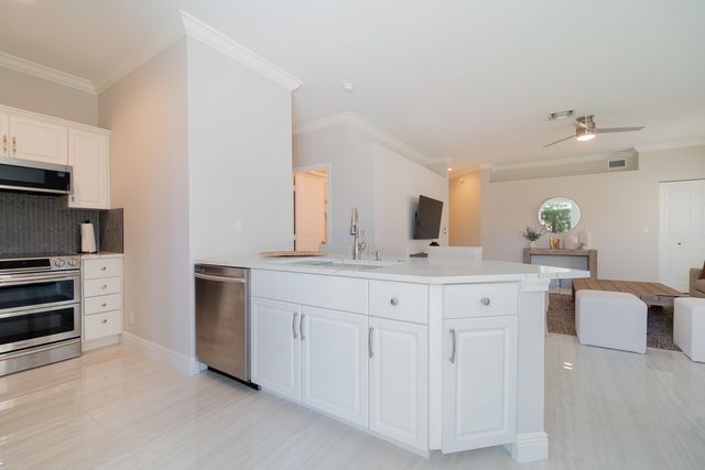 12616 Shoreline Drive, Wellington, FL 33414