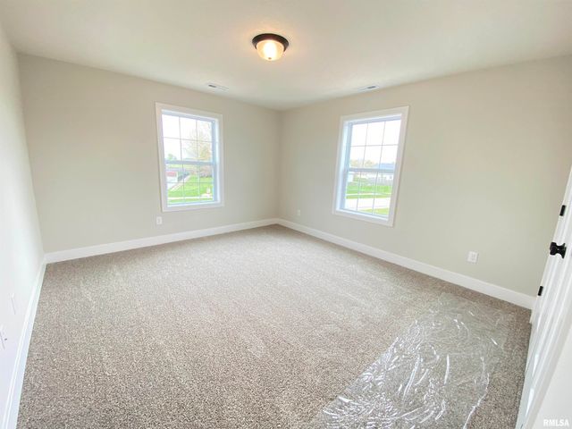 301 Hodges Court, Chatham, IL 62629