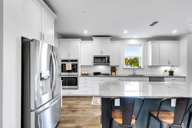 1114 Crossfield Dr, Nolensville, TN 37135