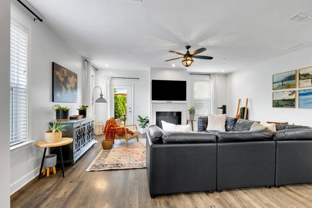 1114 Crossfield Dr, Nolensville, TN 37135