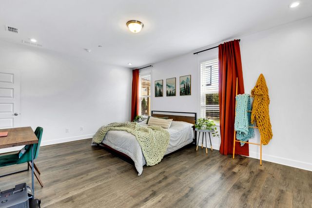 1114 Crossfield Dr, Nolensville, TN 37135