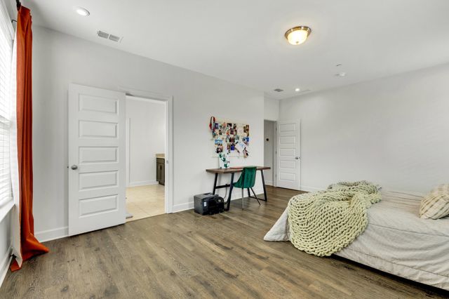 1114 Crossfield Dr, Nolensville, TN 37135