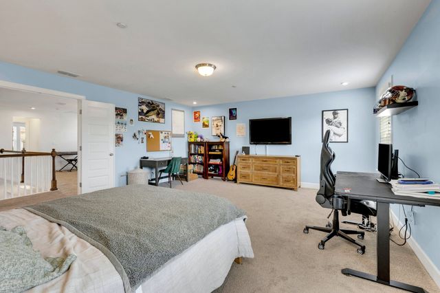 1114 Crossfield Dr, Nolensville, TN 37135