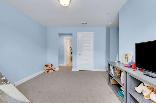 1114 Crossfield Dr, Nolensville, TN 37135