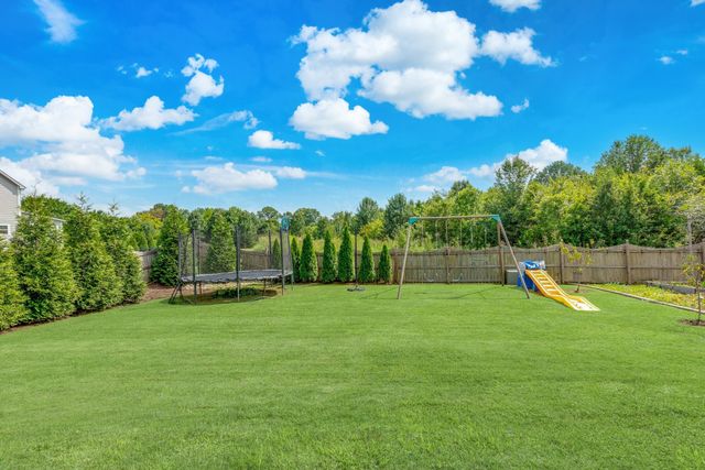 1114 Crossfield Dr, Nolensville, TN 37135