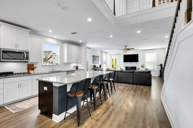 1114 Crossfield Dr, Nolensville, TN 37135