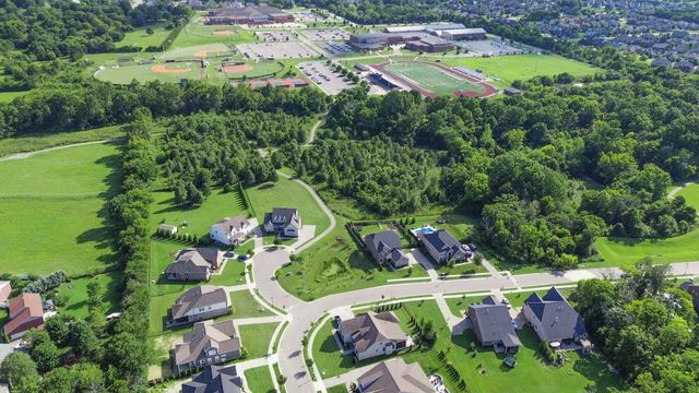 1114 Crossfield Dr, Nolensville, TN 37135