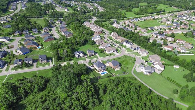 1114 Crossfield Dr, Nolensville, TN 37135