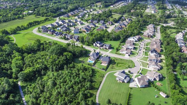 1114 Crossfield Dr, Nolensville, TN 37135