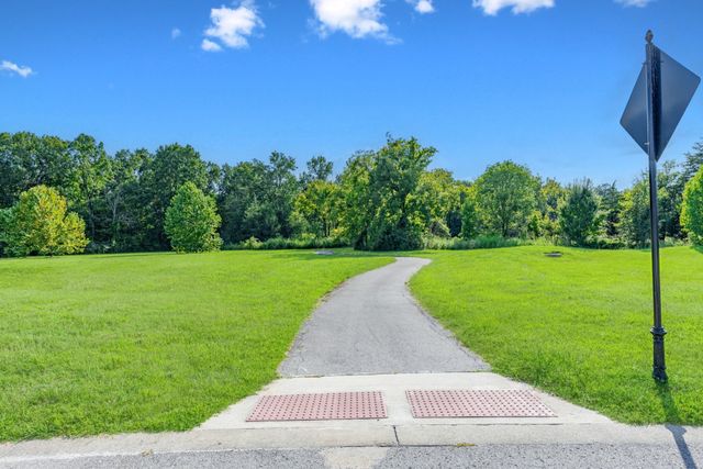 1114 Crossfield Dr, Nolensville, TN 37135