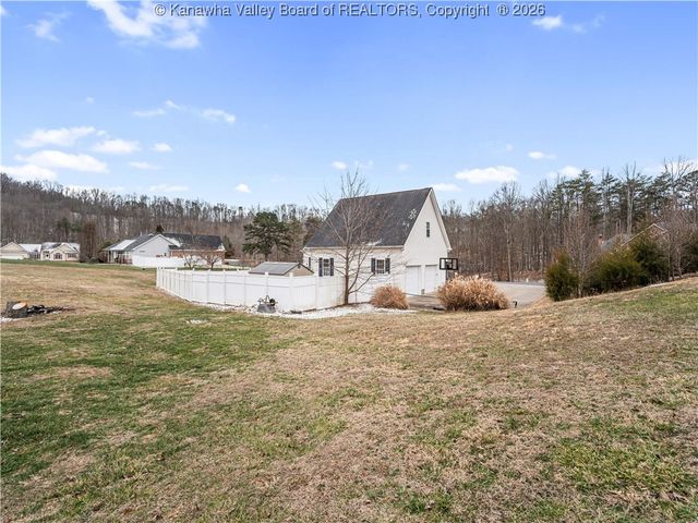116 Grant Drive, Sissonville, WV 25320