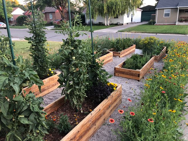 1245 E RIDGEDALE LN, Salt Lake City, UT 84106