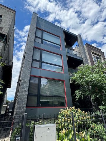 1020 N Marshfield Avenue 1R, Chicago, IL 60622