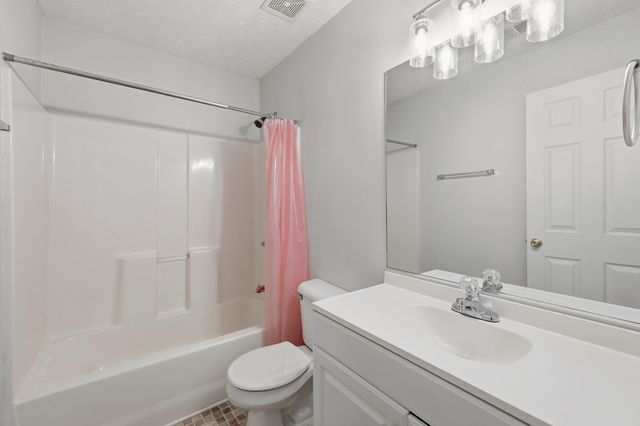 106 Allison Circle, Nicholasville, KY 40356