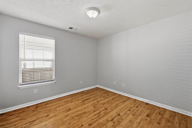 106 Allison Circle, Nicholasville, KY 40356