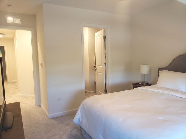 1221 Josiah Road 1221, Naperville, IL 60563