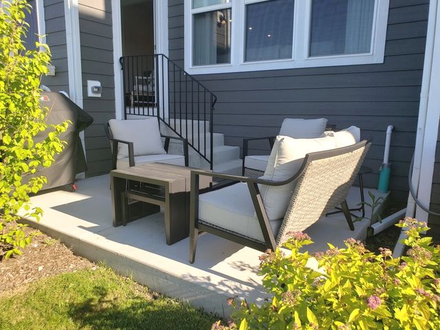 1221 Josiah Road 1221, Naperville, IL 60563