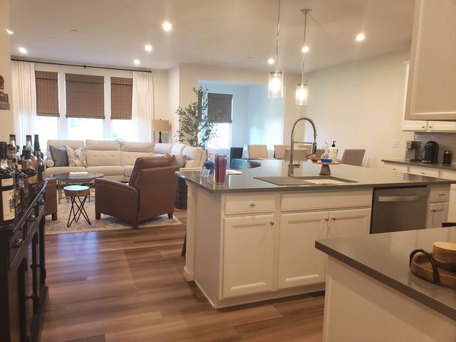 1221 Josiah Road 1221, Naperville, IL 60563