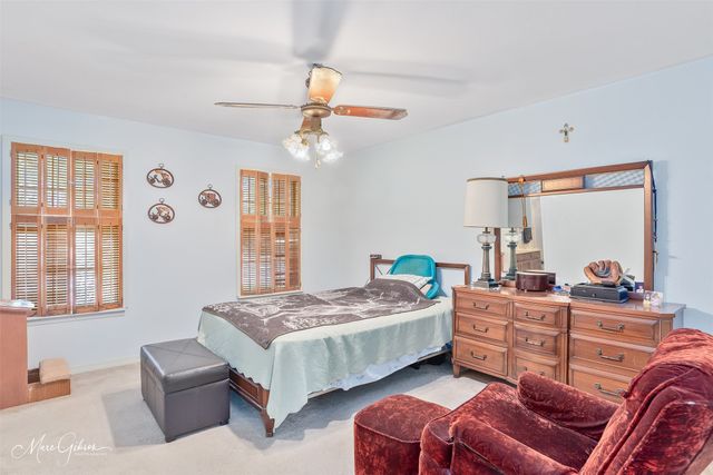 10322 Loma Vista Drive, Shreveport, LA 71115