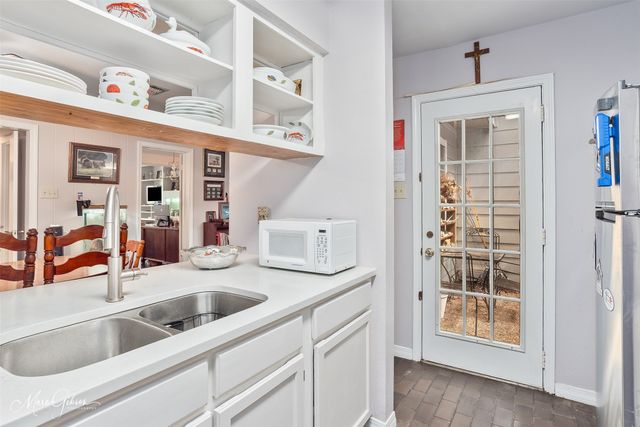 10322 Loma Vista Drive, Shreveport, LA 71115