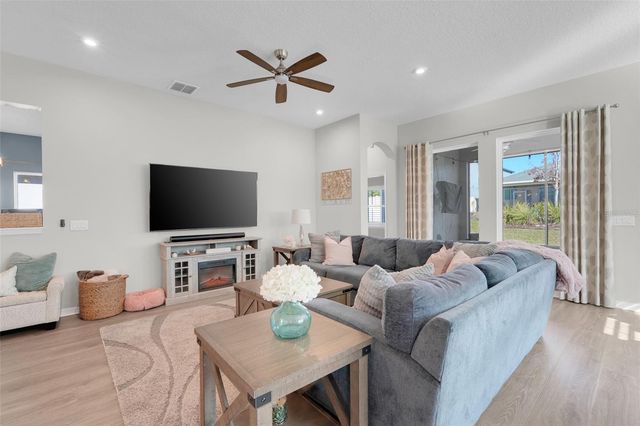 13304 MAGNOLIA VALLEY DRIVE, Clermont, FL 34711