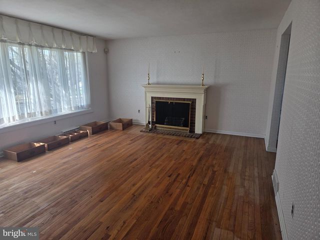 350 MADDOCK, Hamilton, NJ 08610