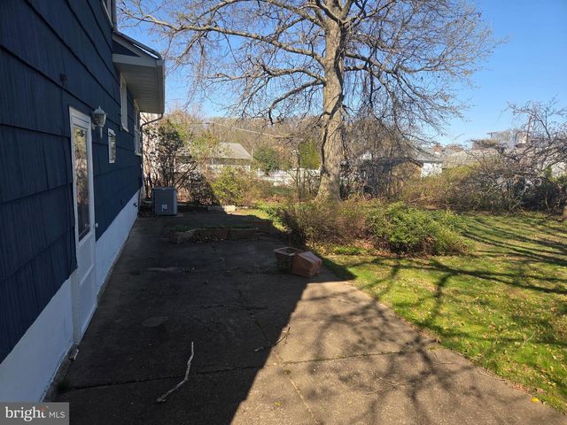 350 MADDOCK, Hamilton, NJ 08610