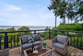 10879 Bill Point Circle NE, Bainbridge Island, WA 98110