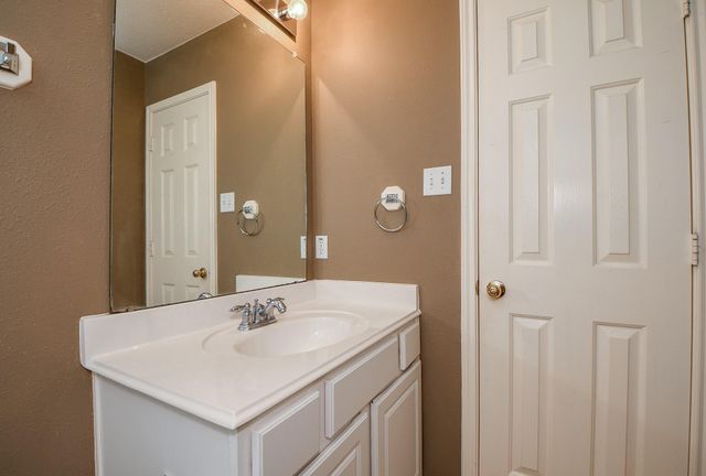 7218 Fox Hall Lane, Humble, TX 77338