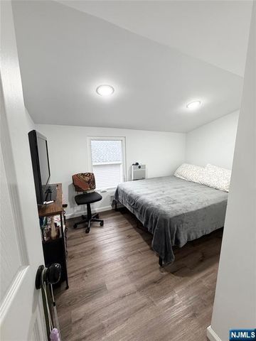 264 Greylock Parkway, Belleville, NJ 07109