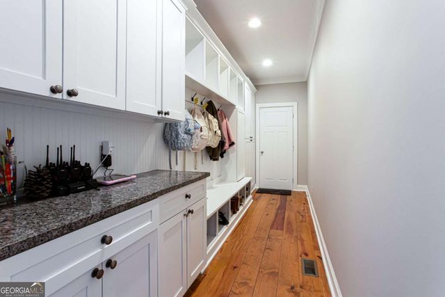 4902 Summer Wind Drive, Buford, GA 30519