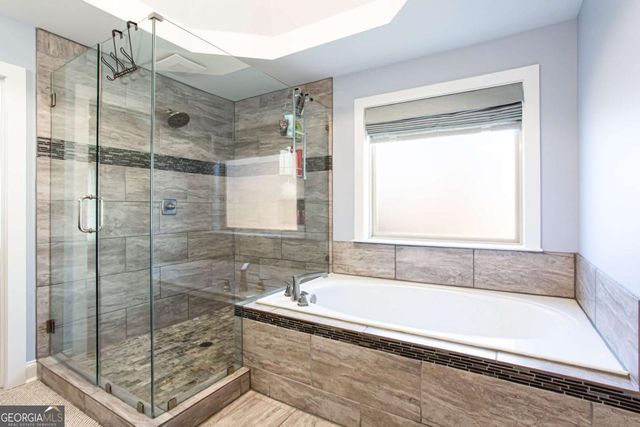 4902 Summer Wind Drive, Buford, GA 30519