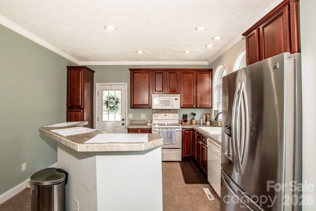 2860 Needmore Road, Woodleaf, NC 27054