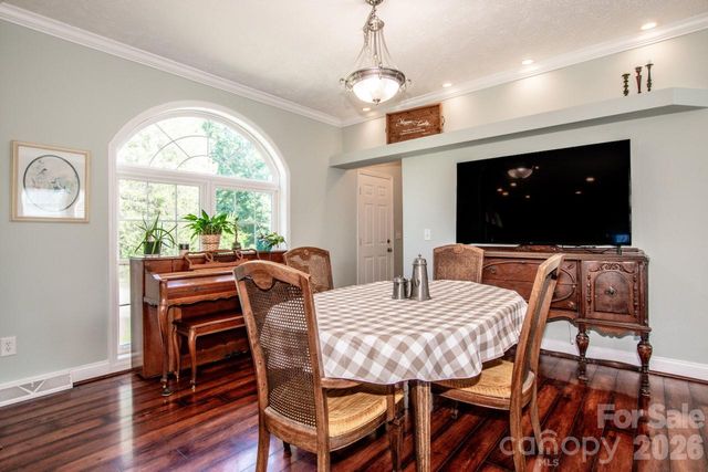 2860 Needmore Road, Woodleaf, NC 27054
