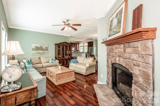 2860 Needmore Road, Woodleaf, NC 27054
