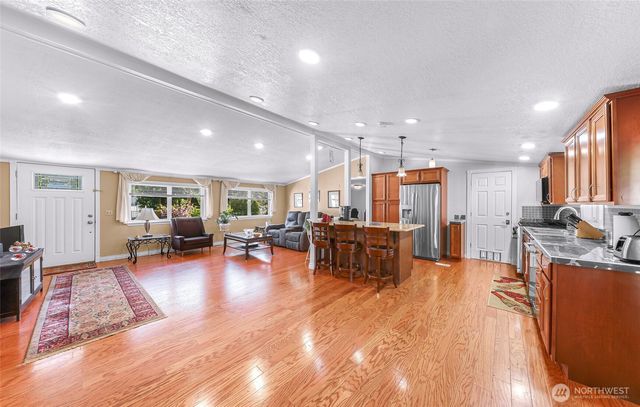 8633 Harbor Drive, Blaine, WA 98230