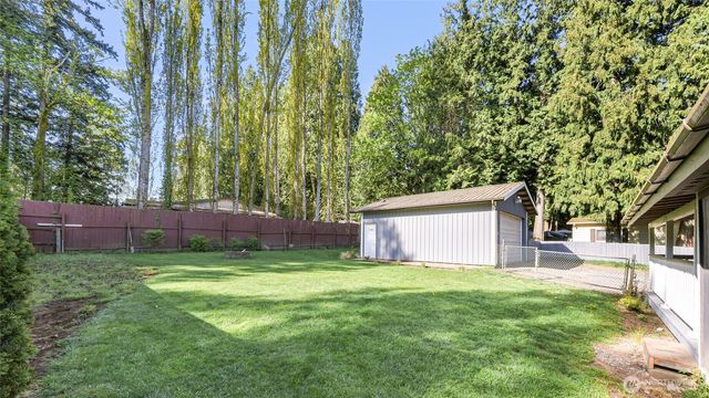 8633 Harbor Drive, Blaine, WA 98230