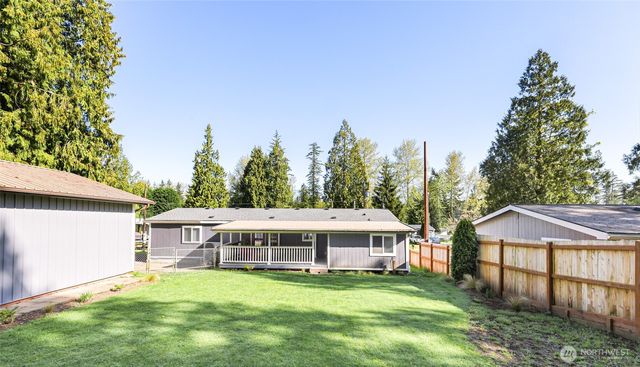 8633 Harbor Drive, Blaine, WA 98230