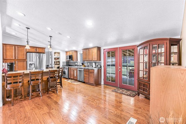 8633 Harbor Drive, Blaine, WA 98230
