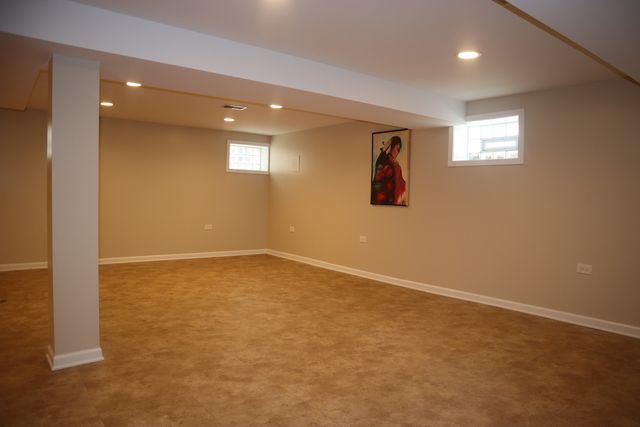 3112 W 101st Place, Evergreen Park, IL 60805