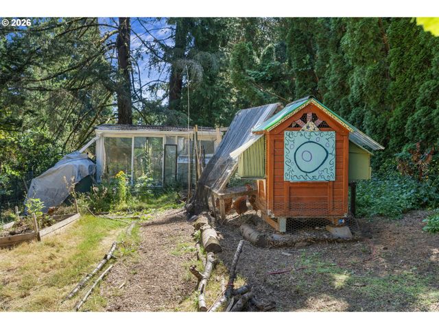 6930 Se 122ND Ave, Portland, OR 97236