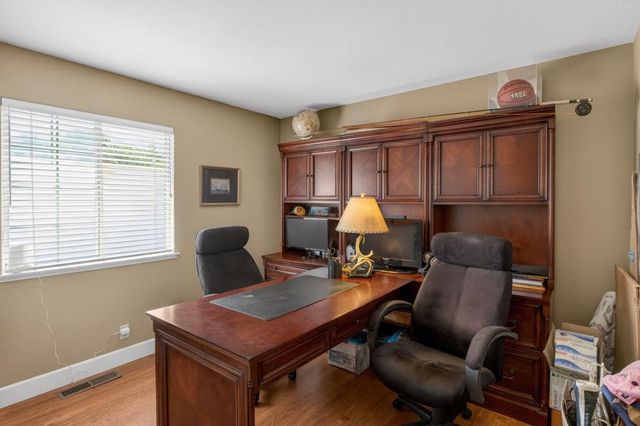 5937 LAGUNA VILLA Way, Elk Grove, CA 95758