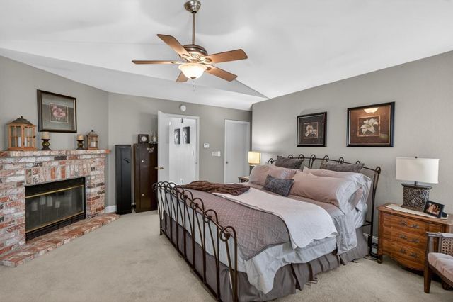 5937 LAGUNA VILLA Way, Elk Grove, CA 95758