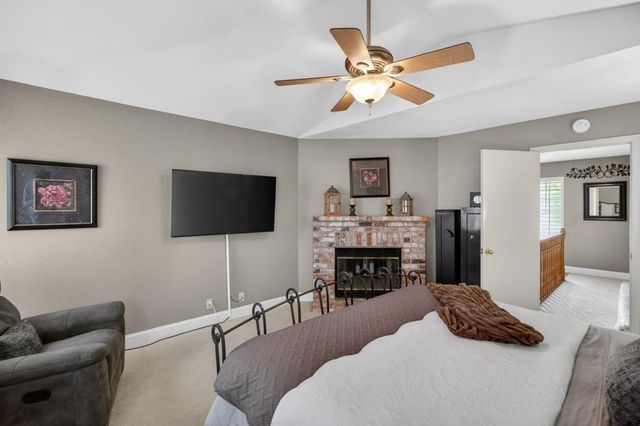 5937 LAGUNA VILLA Way, Elk Grove, CA 95758