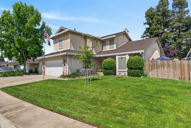 5937 LAGUNA VILLA Way, Elk Grove, CA 95758