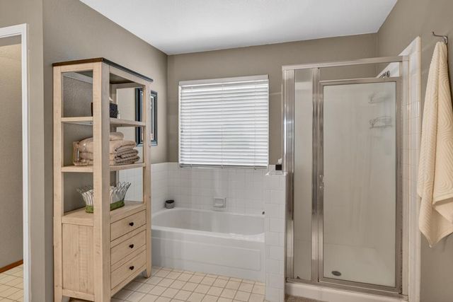 5937 LAGUNA VILLA Way, Elk Grove, CA 95758