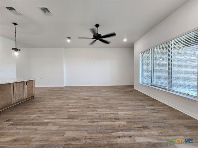 724 Eagle Crest Drive, Salado, TX 76571