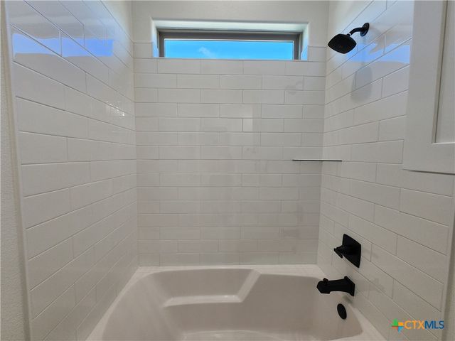 724 Eagle Crest Drive, Salado, TX 76571