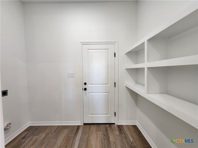 724 Eagle Crest Drive, Salado, TX 76571